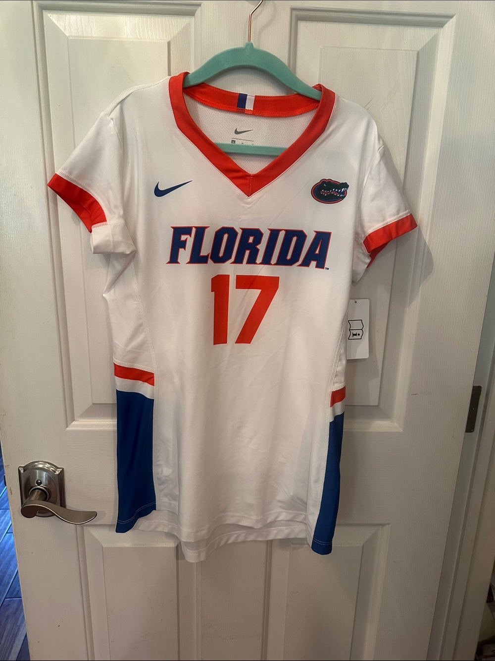 Nike White Florida Gators #17 Team Jersey volleyball nwt